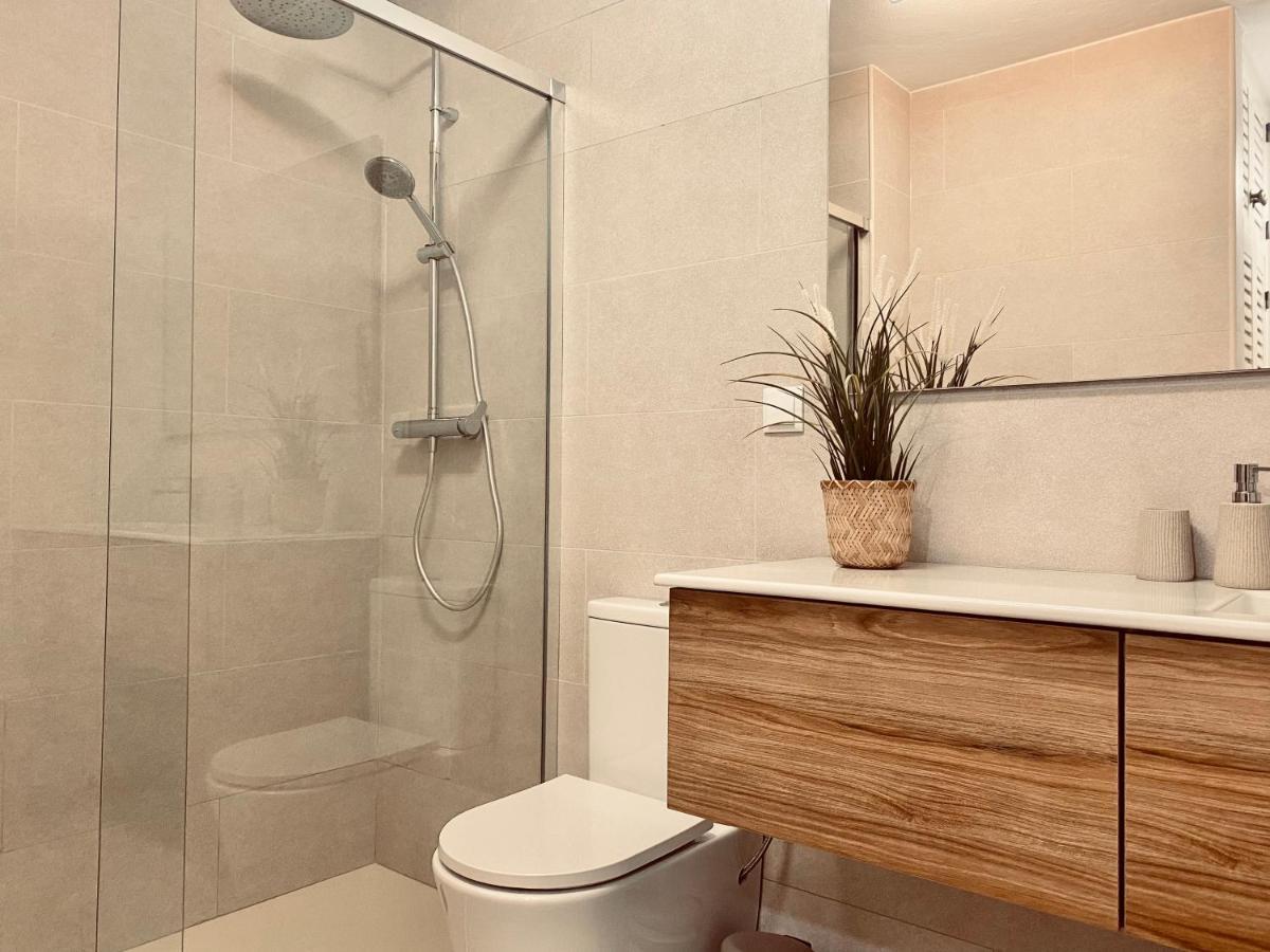 Lagos Apartment Ap Praia Dona Ana Екстер'єр фото