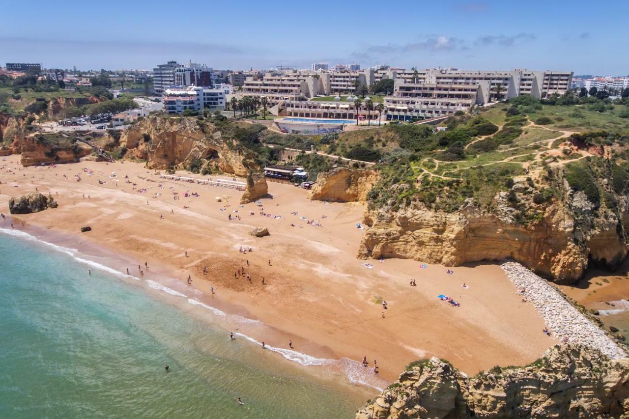 Lagos Apartment Ap Praia Dona Ana Екстер'єр фото