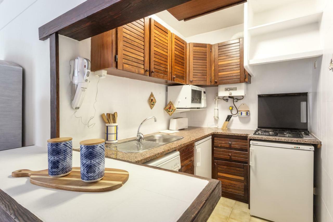 Lagos Apartment Ap Praia Dona Ana Екстер'єр фото