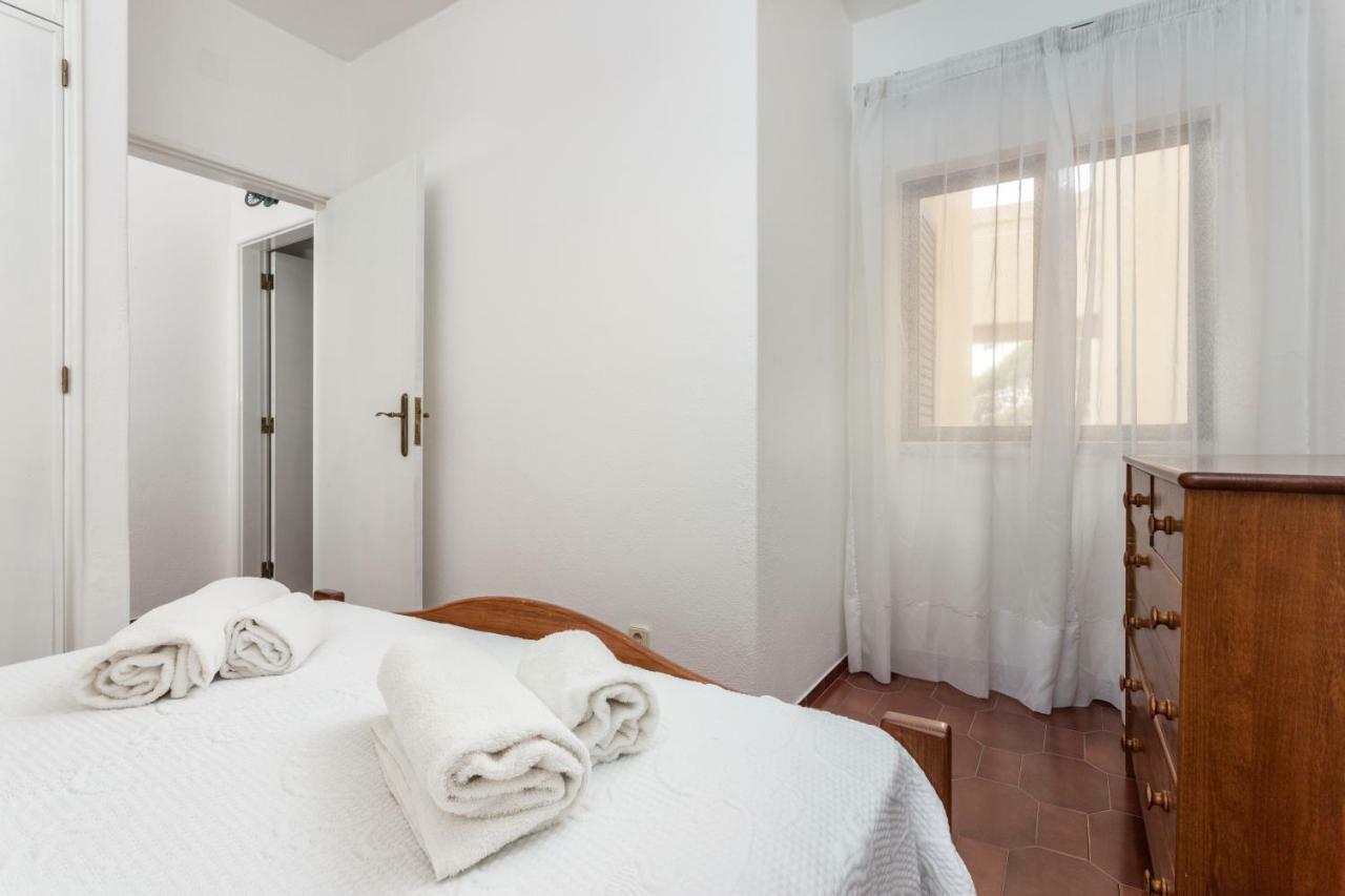Lagos Apartment Ap Praia Dona Ana Екстер'єр фото